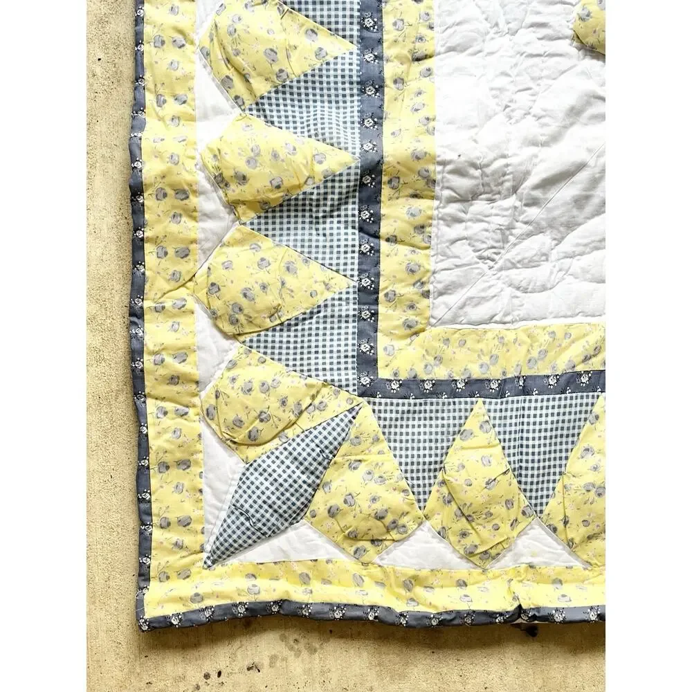1990s Vintage Handmade Quilt Comforter Blanket 68”X86” Twin Yellow Blue Star Sun